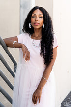 Load image into Gallery viewer, Glimpses of Malibu - Complete Trend Blend - Florial - SassyChicGlitz