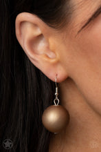 Load image into Gallery viewer, A Warm Welcome - Fashion Brass Necklace - SassyChicGlitz