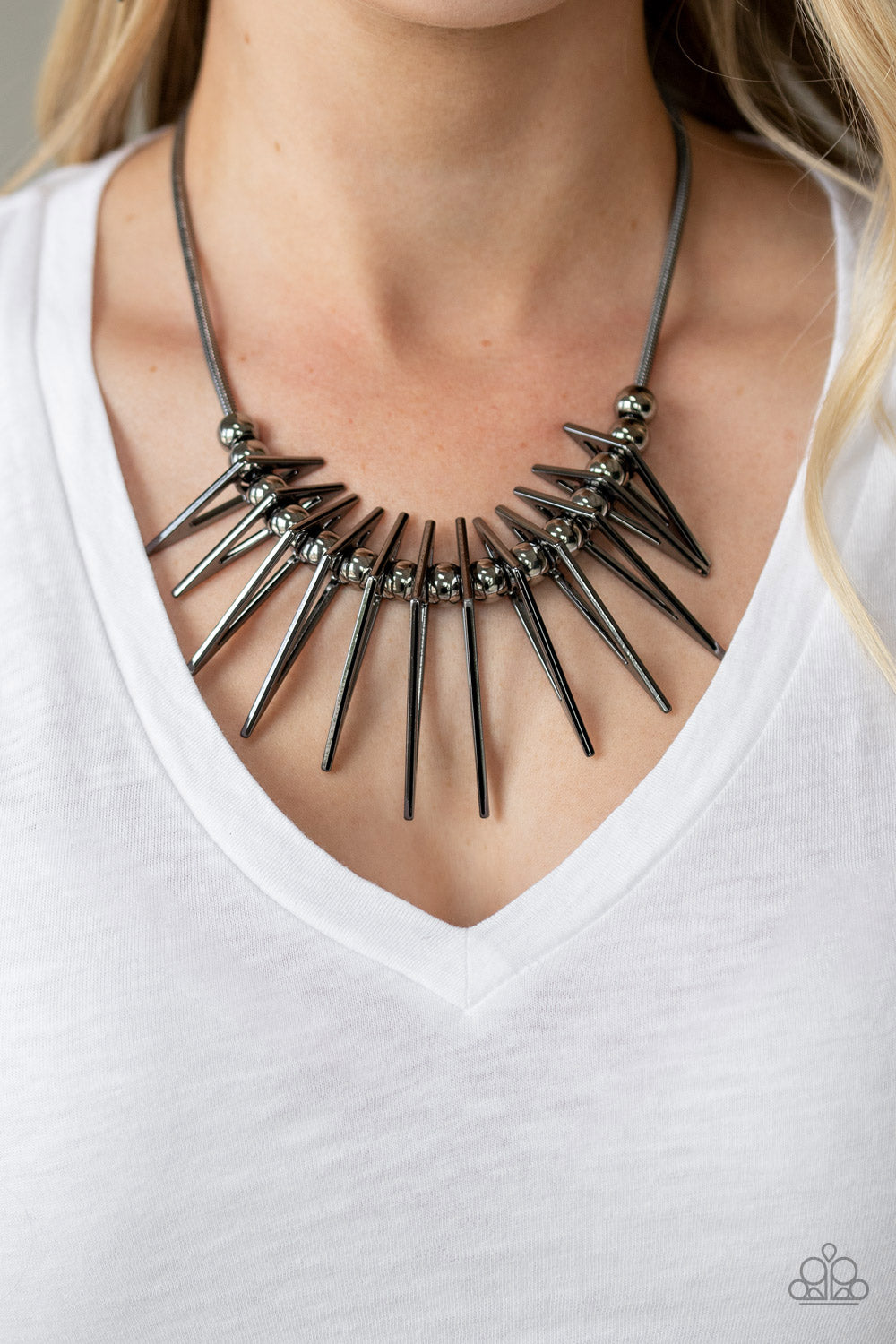 Fully Charged Necklace - Black - SassyChicGlitz