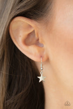 Load image into Gallery viewer, Stellar Stardom Necklace - Silver - SassyChicGlitz
