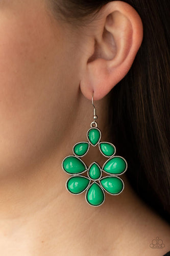 In Crowd Couture Earrings - Green - SassyChicGlitz